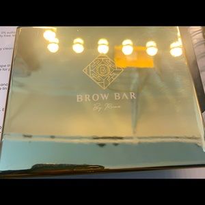Brow bar by Reema pallete